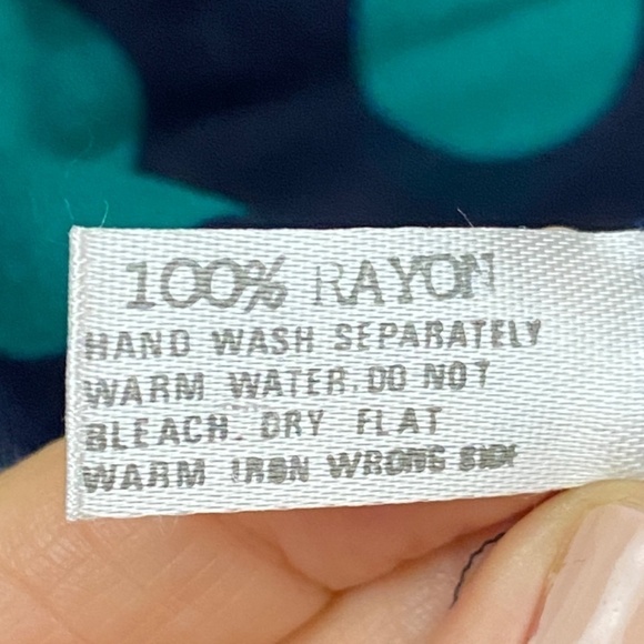 Symphony Scarfs Green, Navy blue 30” Square Scarf Rayon Polka Dot Italy made - Picture 5 of 6